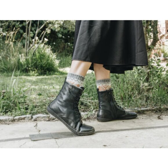 Mukishoes Igneous Leather & Wool Boots - Picture 7 of 10